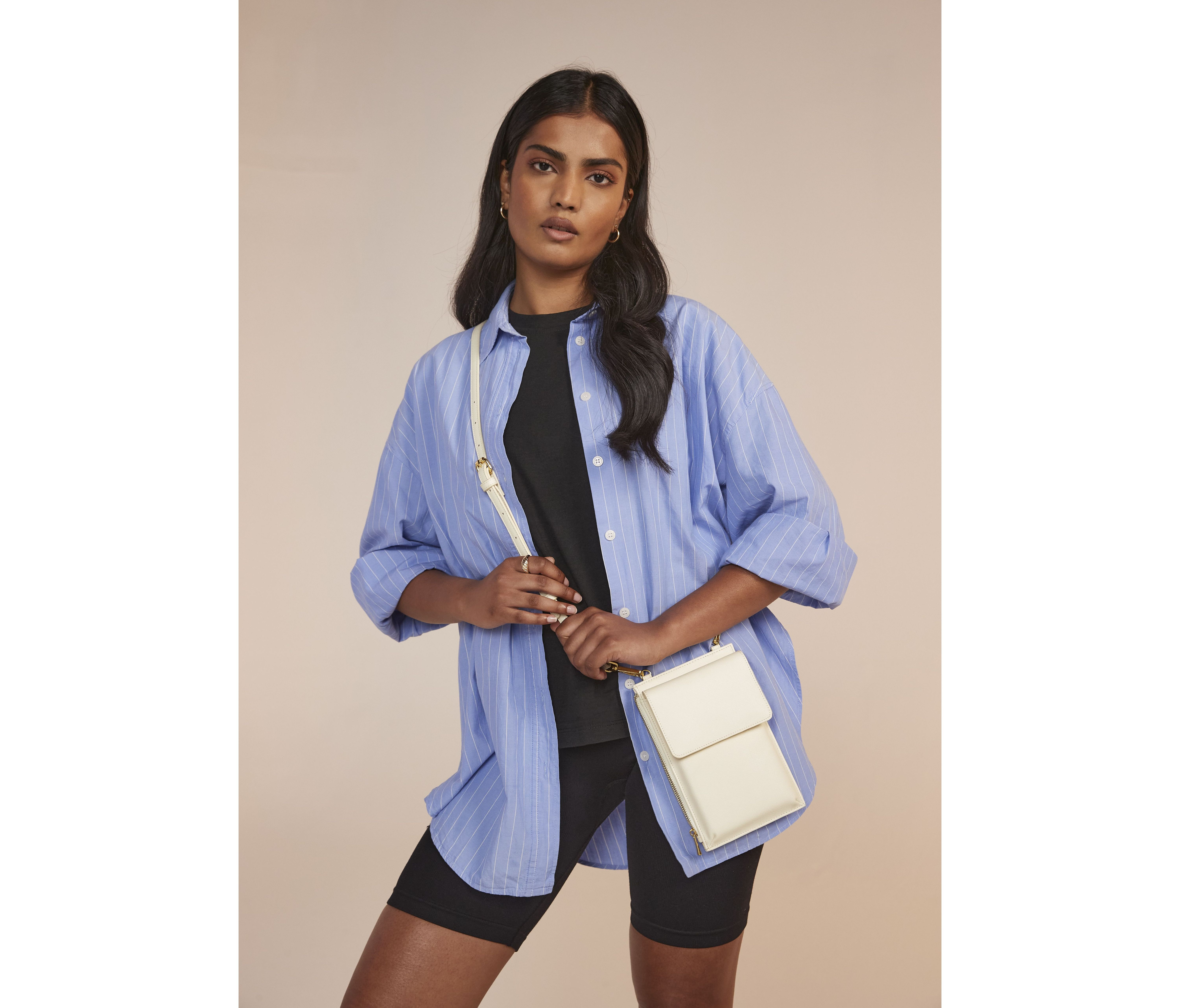 BOUTIQUE CROSS BODY PHONE POUCH