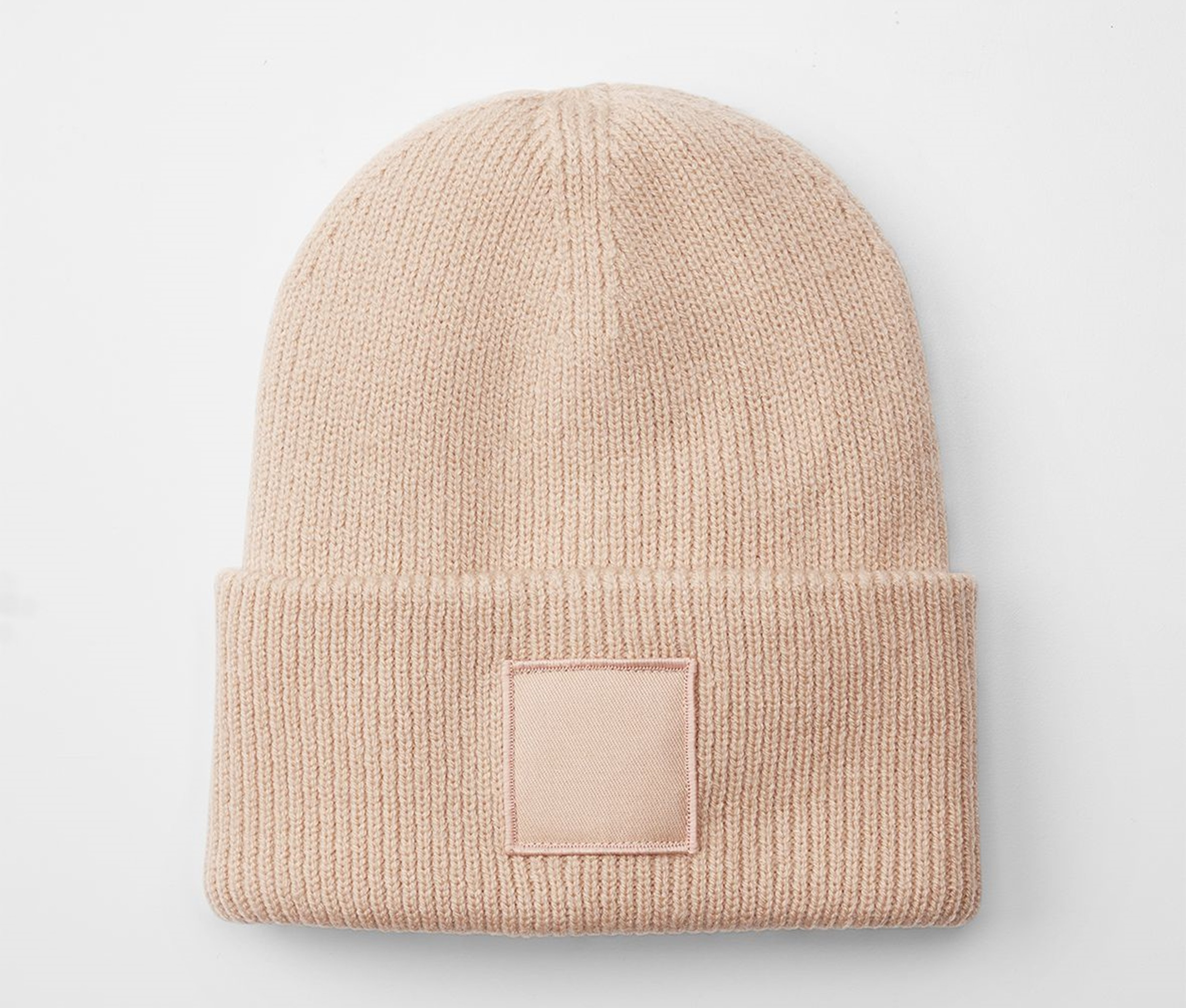 DEEP CUFFED TONAL PATCH BEANIE