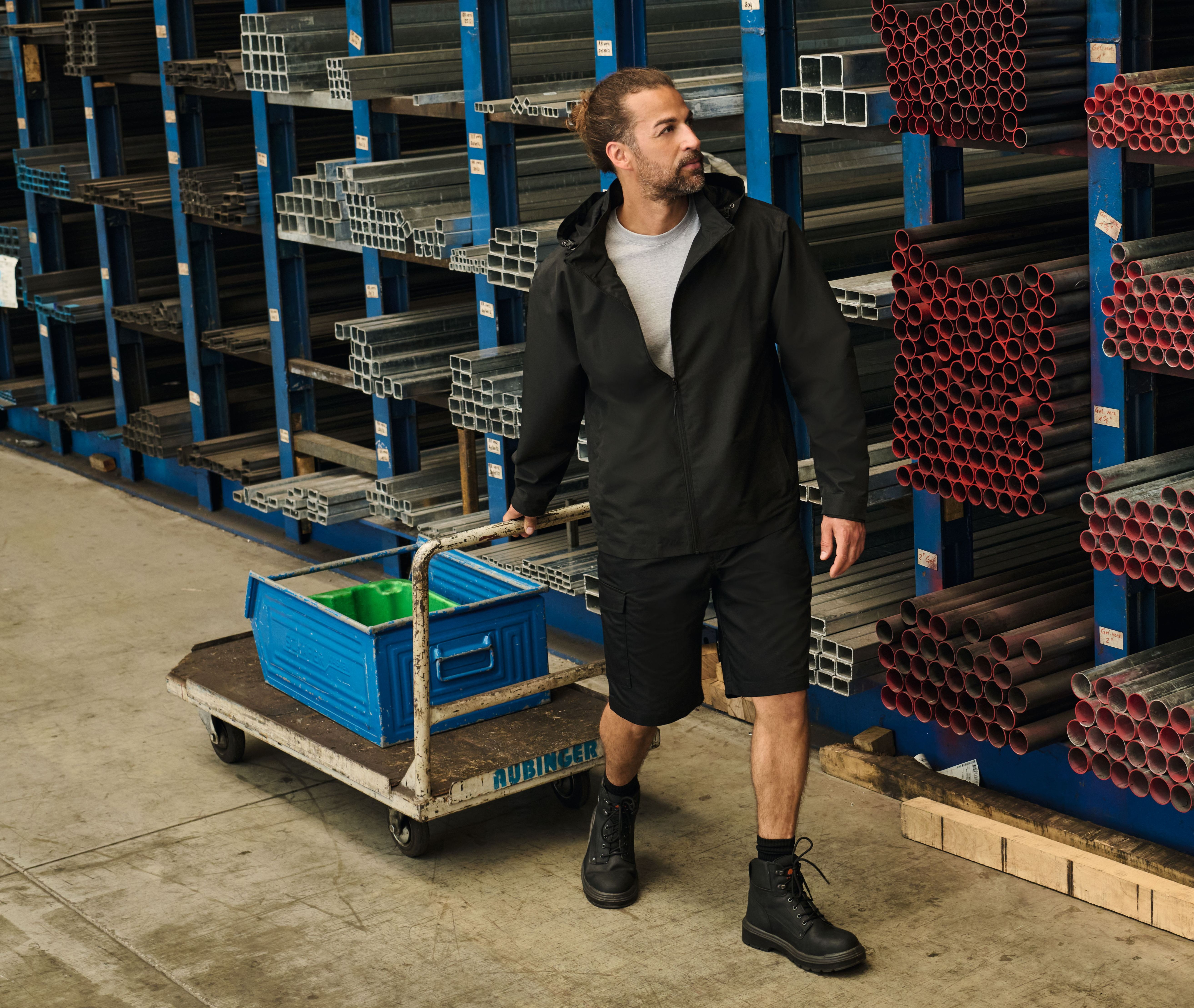 ESSENTIAL WEATHER SHELL JACKET