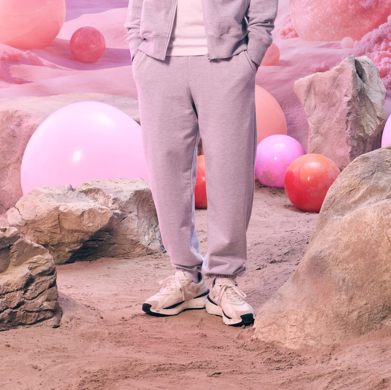 COLLEGE CUFFED JOGPANTS