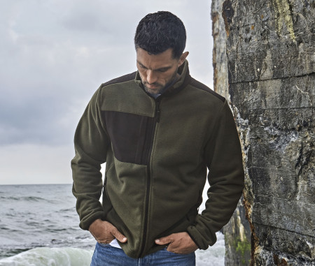 MOUNTAIN FLEECE