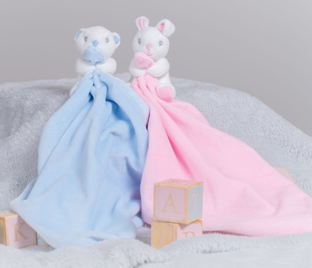 BABY ANIMAL COMFORTER WITH RATTLE