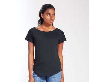 WOMEN'S LOOSE FIT T